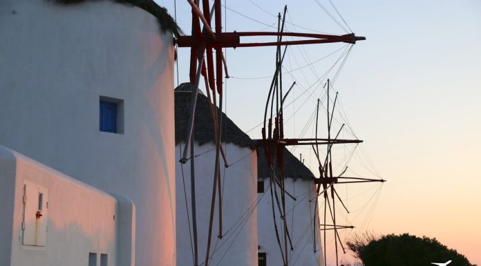 Ταξίδεψε σε Ρόδο, Μύκονο, Κέρκυρα και Χίο με αεροπορικό εισιτήριο από €19!