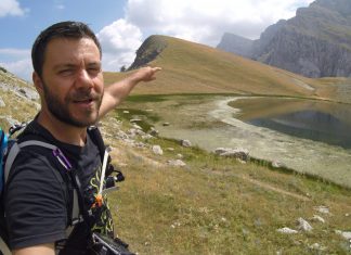 Δρακόλιμνη Τύμφης - Μαγευτικό τοπίο με κρυστάλλινα νερά και απόκρημνες βουνοπλαγιές, στον ορεινό όγκο της Τύμφης στα Ζαγοροχώρια.