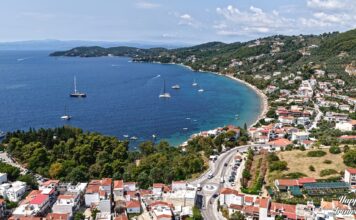 ΣΚΙΑΘΟΣ: Πλήρης ταξιδιωτικός οδηγός Η Σκιάθος από ψηλά