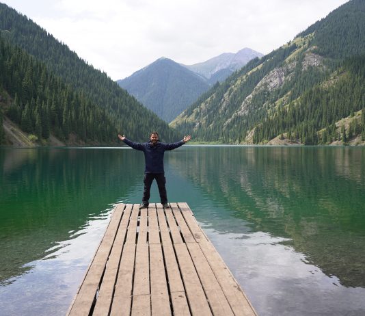 Happy Traveller στο Καζακστάν (μέρος Β)|Ολόκληρο επεισόδιο