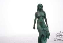 KÓPAKONAN: Αυτό είναι το άγαλμα της ΓΥΝΑΙΚΑΣ – ΦΩΚΙΑΣ των Νήσων Φερόες που συνδέεται με τον μύθο