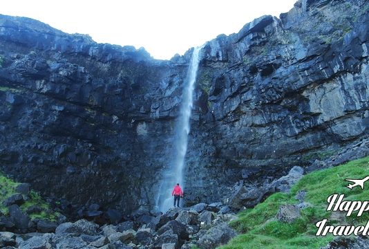 Καταρράκτης Fossá: Ταξιδιωτικός οδηγός για τον ψηλότερο καταρράκτη των Νήσων Φερόες
