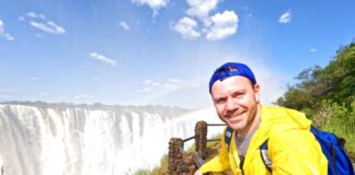 Ο Ευτύχης στους καταρράκτες της Βικτώρια, Ζάμπια