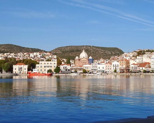 ΕΡΕΣΟΣ: Πλήρης ταξιδιωτικός οδηγός