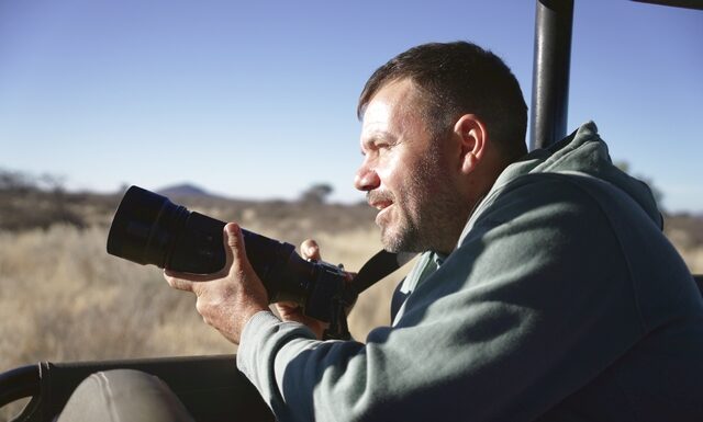 Σημερα πηγαίνουμε με #επανάληψη στη Ναμίμπια Ο Ευτύχης κανει σαφάρι στη Ναμίμπια