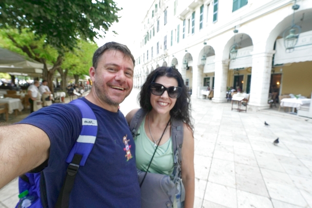 Ο Ευτύχης και η Ηλέκτρα στην μαγική Κέρκυρα