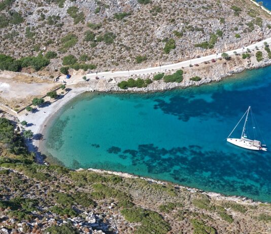 Τα 10 πράγματα που πρέπει να κάνεις στο Αγαθονήσι Το όμορφο Αγαθονήσι