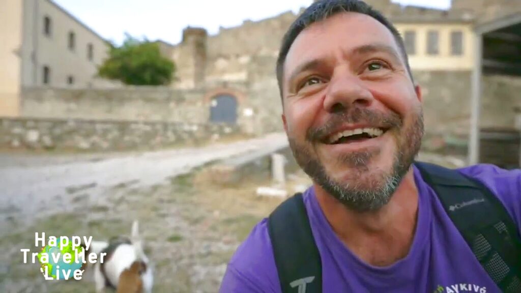 Ο Ευτύχης κάνει HAPPY TRAVELLER LIVE στα Κάστρα της Θεσσαλονίκης