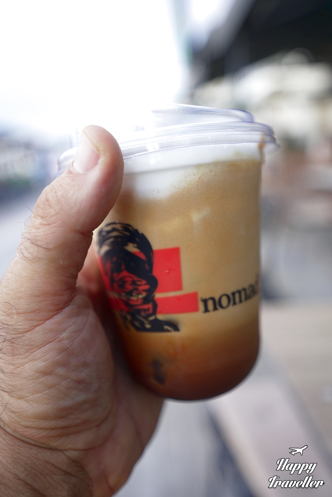 ΚΑΦΕΣ στο cafe bar εστιατόριο NOMADS