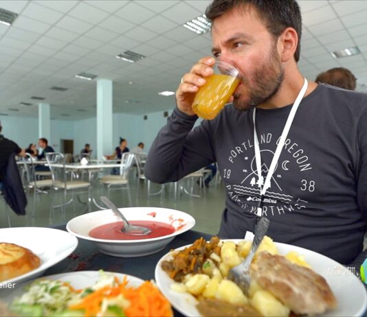 Φαγητό στο Τσερνόμπιλ: Ναι, υπάρχει καντίνα μέσα στη Ζώνη αποκλεισμού, και φάγαμε εκεί! Φαγητό στο Τσερνόμπιλ: Ναι, υπάρχει καντίνα μέσα στη Ζώνη αποκλεισμού, και φάγαμε εκεί!