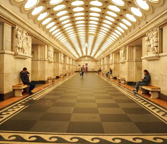 Αυτό είναι το πιο όμορφο μετρό στον κόσμο! Μάθε γιατί!