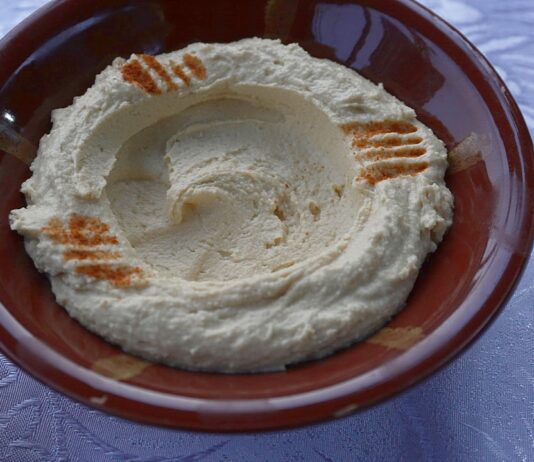 Τα 10 παραδοσιακά πιάτα του Λιβάνου που πρέπει να δοκιμάσεις Δε γίνεται να πας στον Λίβανο και να μην δοκιμάσεις χούμους