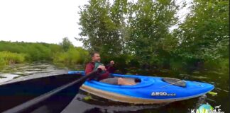 Ο Ευτύχης κάνει κανό στον ποταμό στο ECO ODYSSEY