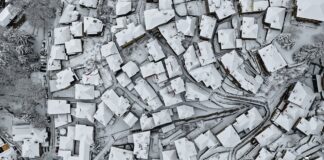 Το χιονισμένο Μέτσοβο από ψηλά