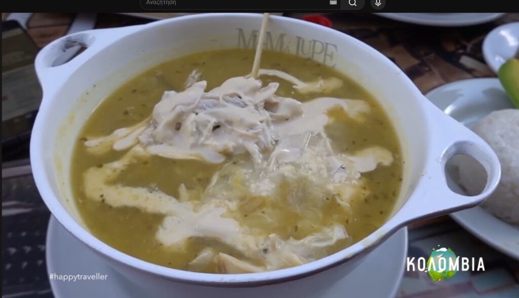 Δοκιμάζουμε Ajiaco Santafereño, το πιο χαρακτηριστικό πιάτο της Μπογκοτά.