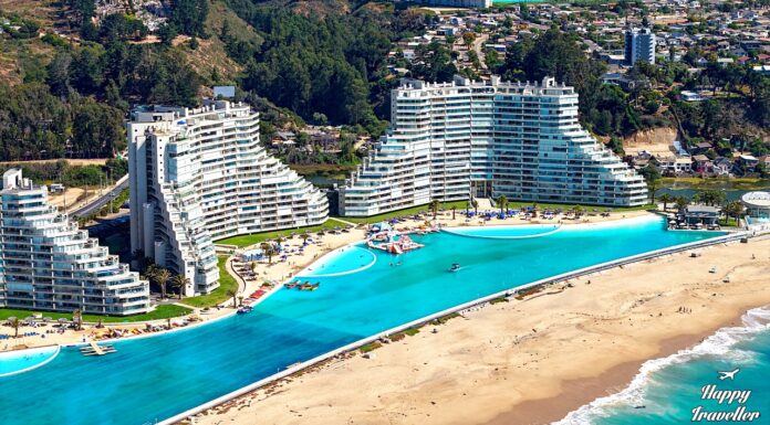 Αυτή είναι η μεγαλύτερη πισίνα στον κόσμο και βρίσκεται στη Χιλή