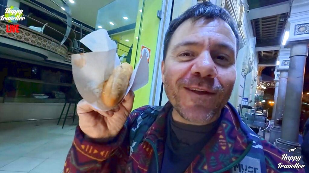 Ο Ευτύχης δοκιμάζει φρικασέ στην Τύνιδα: Το διάσημο street food της Τυνησίας