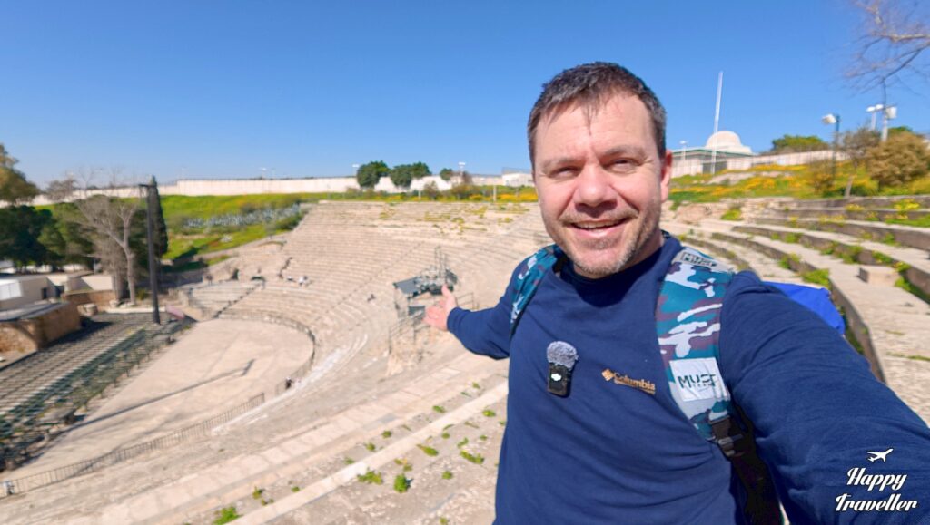 Ο Ευτύχης στο αρχαίο ρωμαϊκό θέατρο της Καρχηδόνας