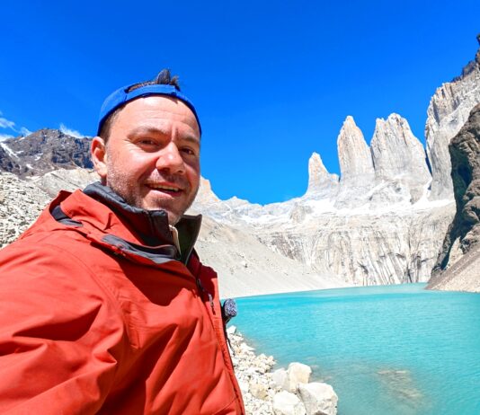 Το μέρος είναι μοναδικό και η καλύτερη θέα είναι από τη λίμνη.