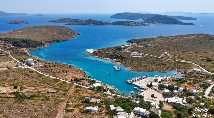 ΑΡΚΙΟΙ: Πλήρης ταξιδιωτικός οδηγός Από τους Αρκιούς, με ήρεμη ατμόσφαιρα και θέα σε μικρά νησάκια του Αιγαίου