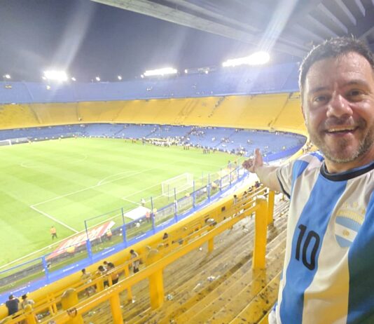 Ο Ευτύχης πήγε σε αγώνα με τον Μέσι στο εμβληματικό στάδιο LA BOMBONIERA