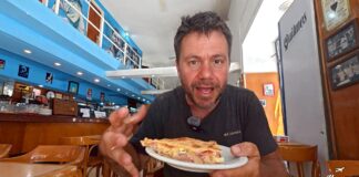 Δοκιμάζουμε αργεντίνικη τάρτα σε παραδοσιακό καφέ στο Μπουένος Άιρες