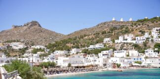 Οι 10 καλύτερες παραλίες στη Λέρο Παραλία Παντέλι, Λέρος
