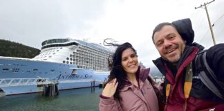 Anthem of the Seas στην Αλάσκα: Το εντυπωσιακό κρουαζιερόπλοιο της Royal Caribbean Ο Ευτύχης και η Ηλέκτρα μπροστά από το πλοίο της Royal Caribbean, Anthem of the Seas αγκυροβολημένο στο Skagway της Αλάσκας