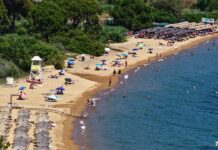 Οι 15 καλύτερες παραλίες στη Σκιάθο Οι παραλίες της Σκιάθου είναι η μια καλύτερη από την άλλη