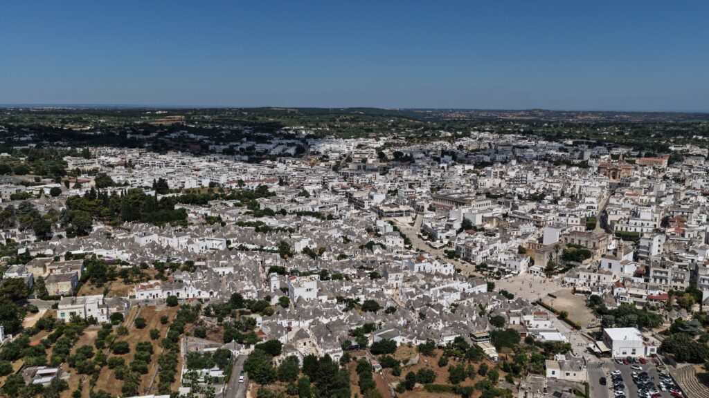 Το Αλμπερομπέλο από ψηλά