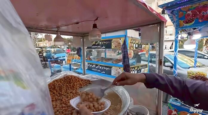Solo βόλτα στη Χεράτ και αυθεντικό street food