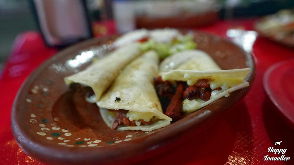 Τα πιο νόστιμα tacos στην Πόλη του Μεξικού, το απόλυτο street food (ΒΙΝΤΕΟ)