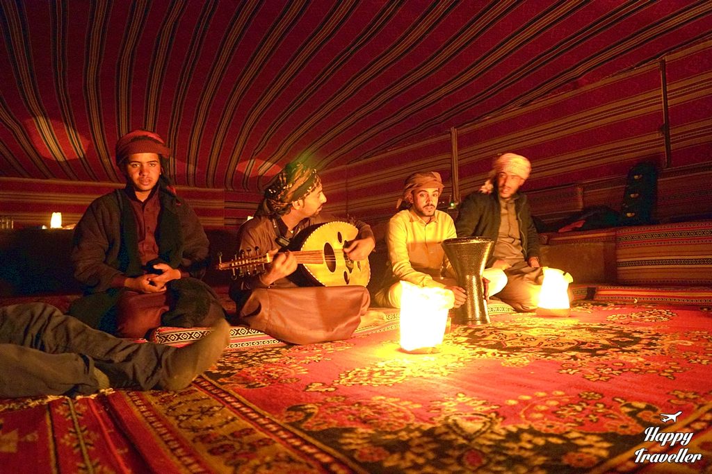 Απολαύσαμε δείπνο Βεδουίνων στην έρημο Wadi Rum