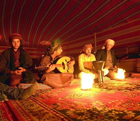 Απολαύσαμε δείπνο Βεδουίνων στην έρημο Wadi Rum