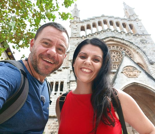 Ο Ευτύχης και η Ηλέκτρα στην Βαλντεμοσα της Μαγιόρκα